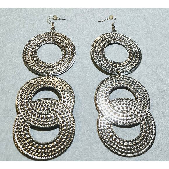 Silver Tone Textured Earrings Long 5.75" Dangle Drop Round Circles - Picture 3 of 4